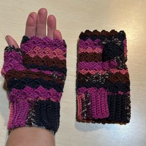 Handmade fingerless mittens